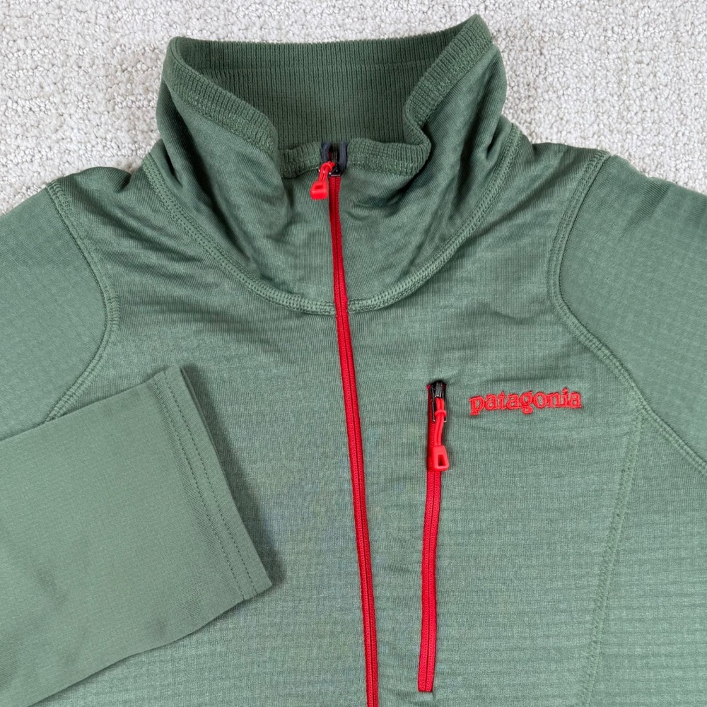 Patagonia Mens Medium Green Regulator R1 1/2 Zip Grid Fleece Pullover 40108